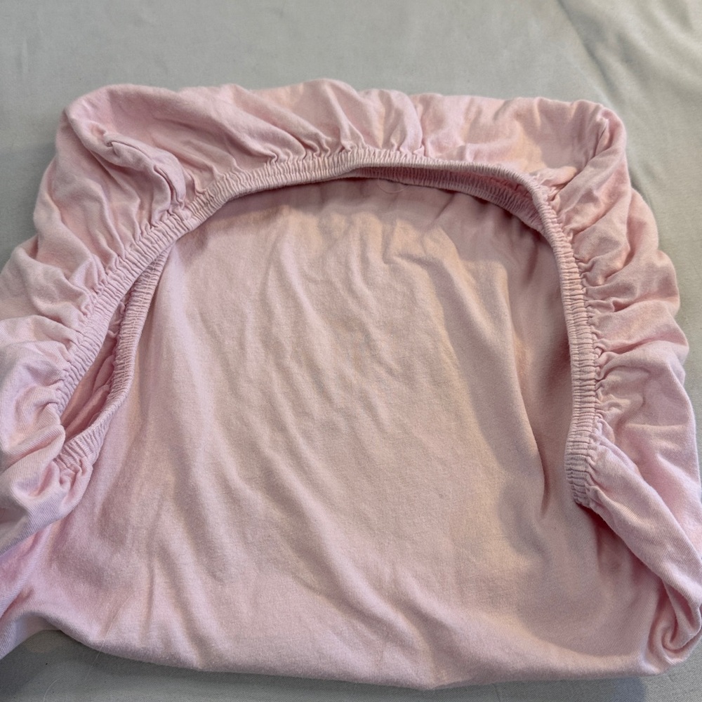 🐥 Burt's Bees Baby Pink Organic Cotton cot/small crib/basinette sheet
